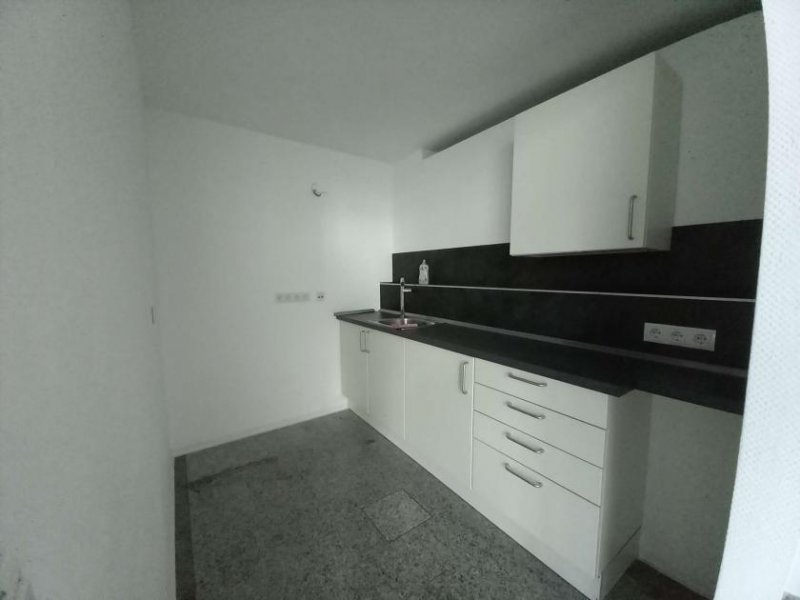 Rehau H-58108 - Gewerberäume für Büro oder Eínzelhandel in Rehau Gewerbe mieten