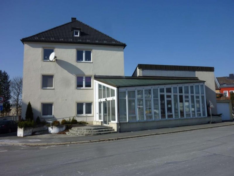Rehau H-58108 - Gewerberäume für Büro oder Eínzelhandel in Rehau Gewerbe mieten