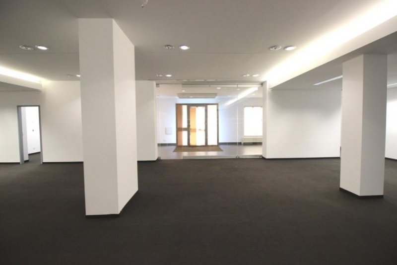 Kulmbach Ihre Praxis oder Kanzlei?
Am Eingang zur "neuen Mitte" der Stadt! Gewerbe mieten