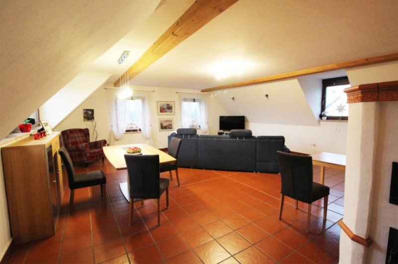 Rugendorf PLATZ-Wunder!
Außergewöhnliche 4-Zimmer-Whg. zwischen KU und KC Wohnung mieten