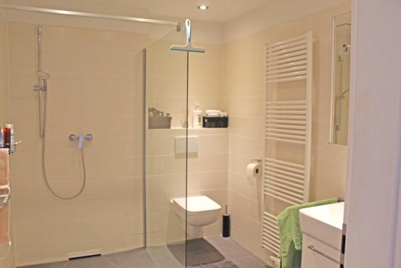 Bayreuth Exklusives Wohnen!
2 Zimmer - ganz nah am Hofgarten! Wohnung mieten