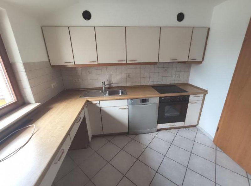 Mühlhausen (Landkreis Erlangen-Höchstadt) 2 Zi. Wohnung im 1.OG mit Balkon und Garage Wohnung mieten