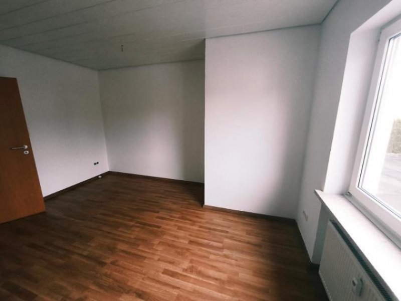 Pommersfelden 2 Zi. EG Wohnung mit Balkon Wohnung mieten
