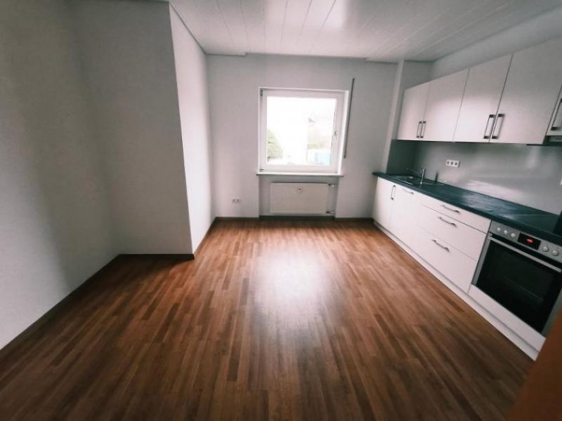 Pommersfelden 2 Zi. EG Wohnung mit Balkon Wohnung mieten