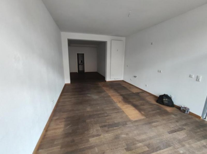 Lichtenfels (Landkreis Lichtenfels) Laden- oder Bürofläche (links,zentral gelegen) Gewerbe mieten