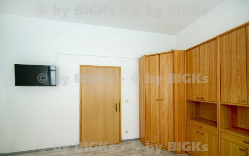 Suhl BIGKs: Suhl - Mitte 2 Raum Wohnung ,auch WG geeignet, Dusche, sep. Küche (-;) Wohnung mieten