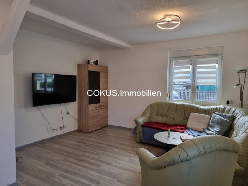 Schmalkalden Zeitnah einzugsbereit: helle 2-Zimmer-Wohnung mit eingebauter Küche und Stellplatz Wohnung mieten