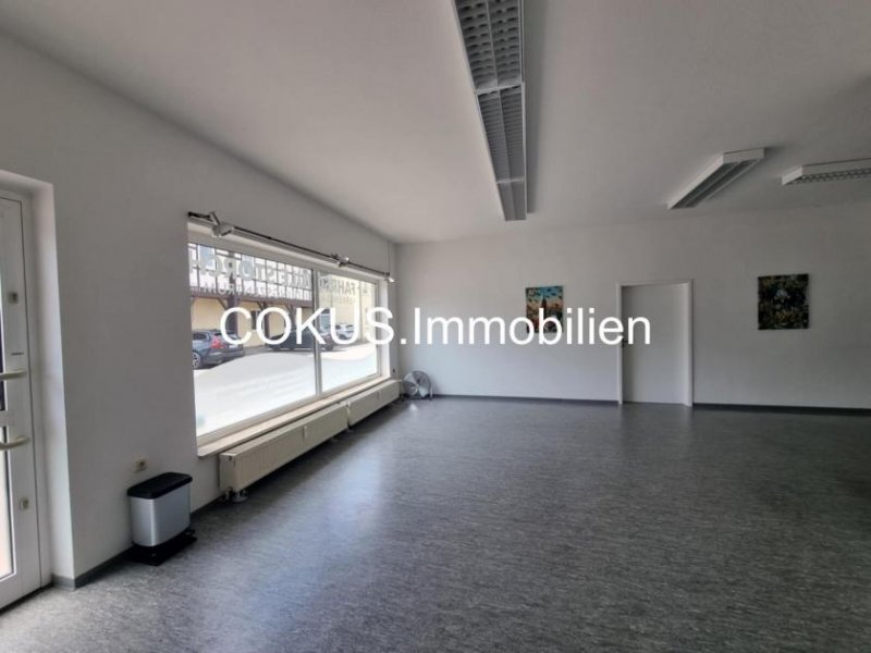 Schmalkalden Zentrale Büroflächen mit Glasfaser - perfekt für Schulung, Beratung & mehr! Gewerbe mieten