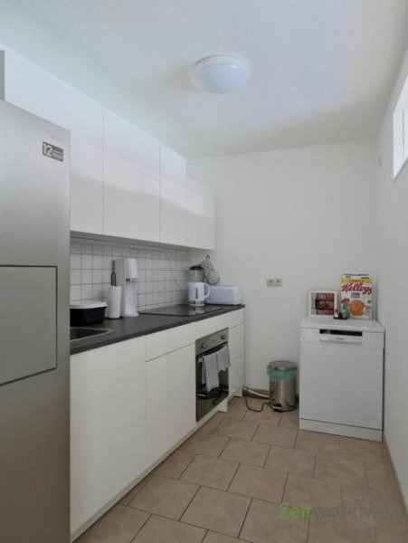 Meiningen (12236_08) MGN: renovierte 2-Zimmer-Wohnung in der Innenstadt, preiswerte Einbauküche und Möbel möglich Wohnung mieten