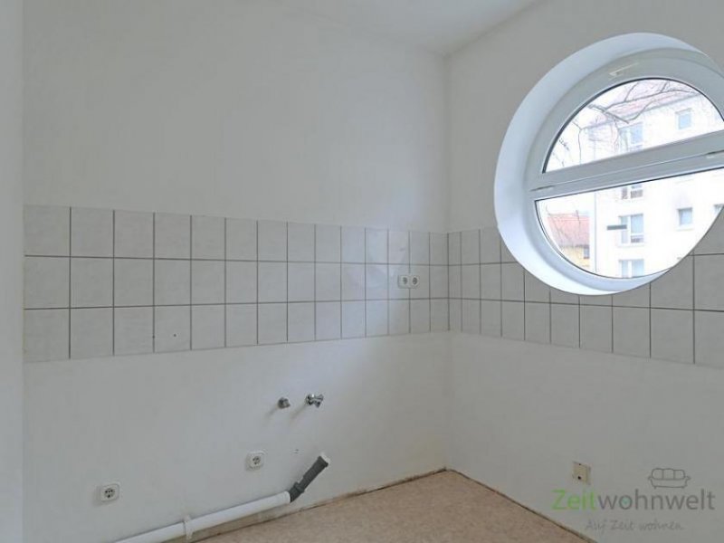 Meiningen (12536_17) MGN: kleine 1-Raum-Wohnung mit Dusche und Balkon im Hochparterre, Kabel-TV und Hausservice inklusive Wohnung mieten