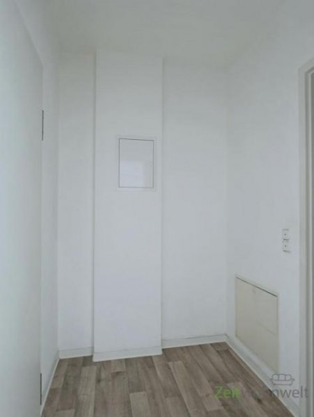 Meiningen (12536_26) MGN: bezugsfertige 1-Zimmer-Wohnung mit Aufzug und Balkon Wohnung mieten
