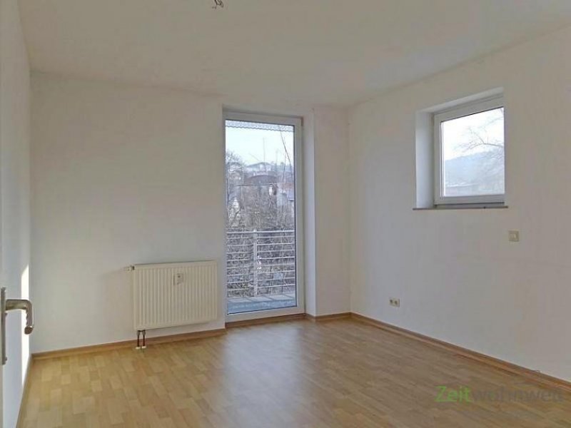 Meiningen (12536_57) MGN: moderne 2-Raum-Wohnung mit Balkon und Laminatböden in der Heimstraße Wohnung mieten