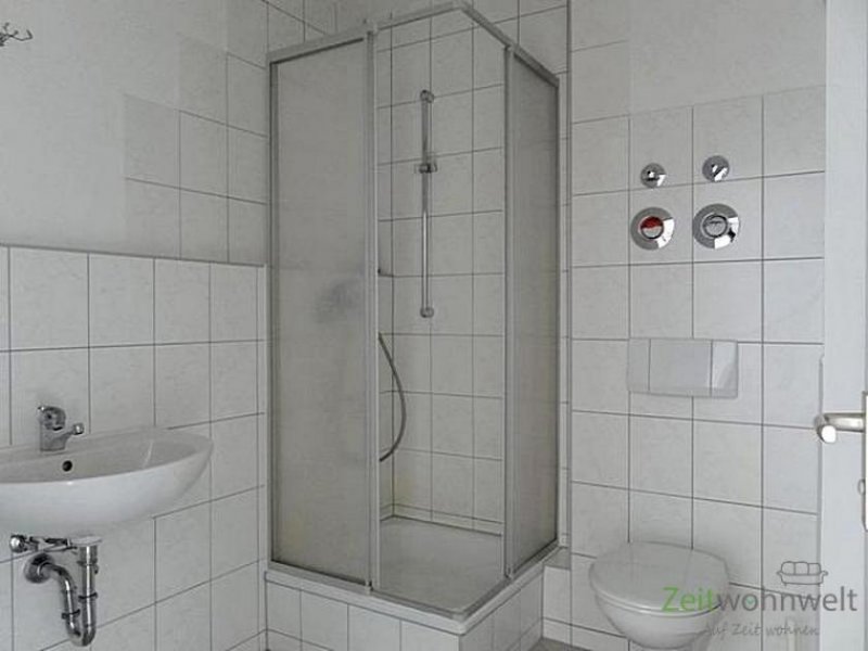 Meiningen (12536_72) MGN: moderne 2-Raum-Wohnung mit Laminatböden und Balkon, EBK und weitere Möbel möglich Wohnung mieten