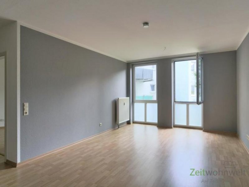 Meiningen (12536_98) MGN: kleine 2-Zimmer-Wohnung mit Laminatböden zum ruhigen Innenhof, EBK und Hausmeisterdienste inkl. Wohnung mieten
