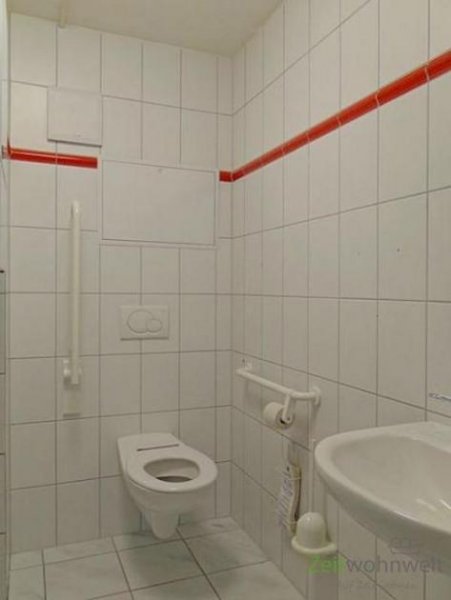 Meiningen (12994_05) MGN: provisionsfrei! große abgeschlossene Büroeinheit mit Aufzug und Parkplatz direkt in der Meininger City! mieten