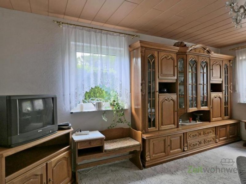 Erfurt (EF1060_M) Erfurt: Salomonsborn, preiswerte möblierte Wohnung mit sep. Hauseingang, an Wochenendheimfahrer Wohnung mieten