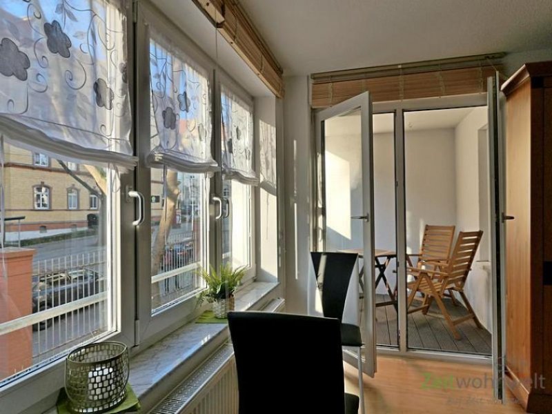 Erfurt (EF0874_M) Erfurt: Brühlervorstadt, möblierte 2-Zimmer-Wohnung mit PKW-Stellplatz und Wlan, Balkon, Aufzug nahe dem Wohnung