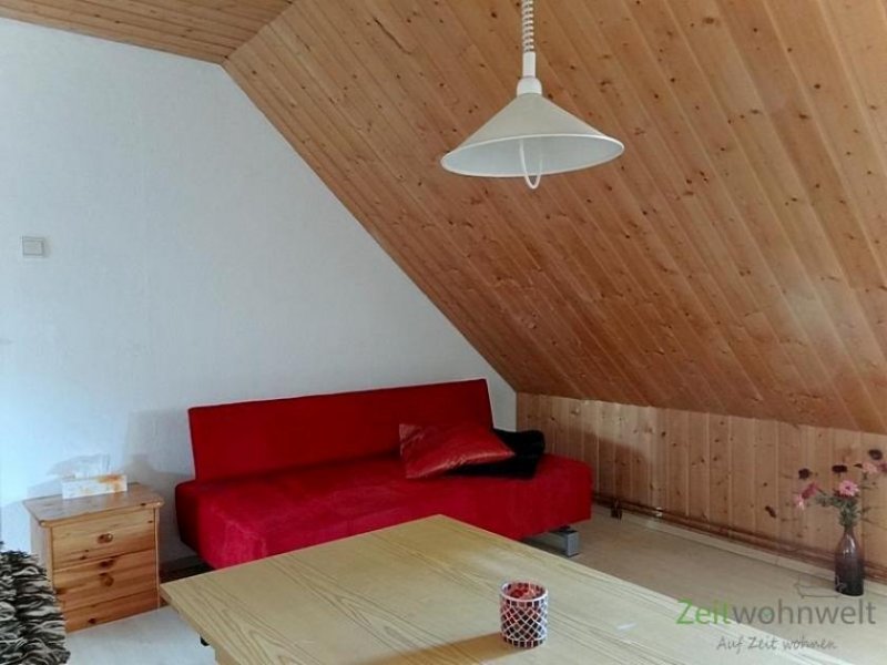 Erfurt (EF0136_M) Erfurt: Hochheim, kleine 2-Zimmer-Mansardenwohnung in ruhigem Wohnhaus mit Garten, nahe zur EGA, WLAN inkl. Wohnung