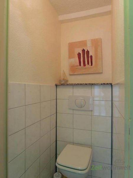 Erfurt (EF0589_M) Erfurt: Hochheim, kleine möblierte 2-Zimmer Wohnung mit sep. Hauseingang, an Wochenendheimfahrer Wohnung mieten