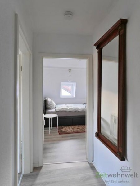 Erfurt (EF1230_M) Erfurt: Hochheim, kleine möblierte Dachgeschosswohnung mit schönem Ausblick über Erfurt Wohnung mieten