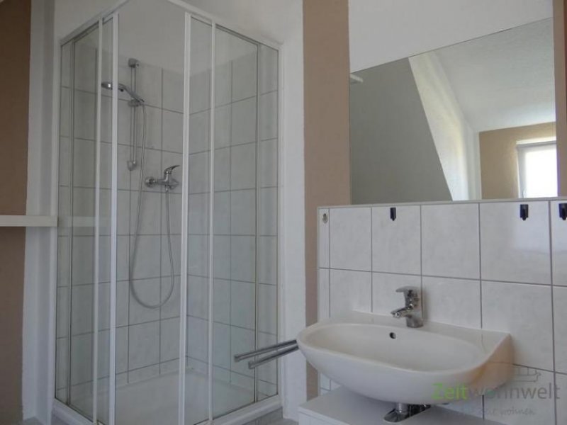 Erfurt (EF0113_Y) Erfurt: Löbervorstadt, möbliertes Zimmer in schöner Wohnlage mit eigenem Bad, an Wochenendheimfahrer Wohnung