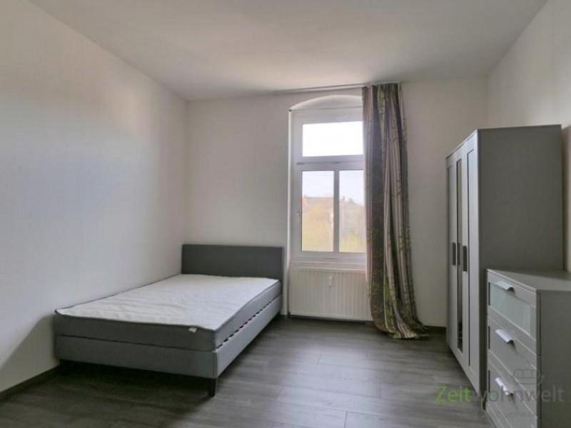 Erfurt (EF1262_M) Erfurt: Löbervorstadt, neu möblierte 2,5-Zimmer-Wohnung mit Balkon und PKW-Stellplatz Wohnung mieten