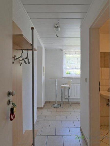 Erfurt (EF0942_M) Erfurt: Daberstedt, neu möbliertes 1-Zimmer-Apartment für Wochenendheimfahrer in ruhiger Lage Wohnung mieten