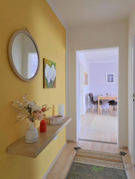 Bad Berka (EF1248_M) Weimar: Bad Berka, freundliche möblierte 2-Zimmer-Wohnung mit Balkon und PKW-Stellplatz Wohnung mieten