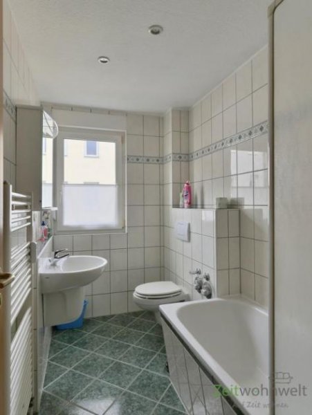 Eisenach (EF1301_M) Eisenach: Eisenach, zentrumsnahe, neu möblierte 2-Zimmer-Wohnung mit Balkon und PKW-Stellplatz Wohnung mieten