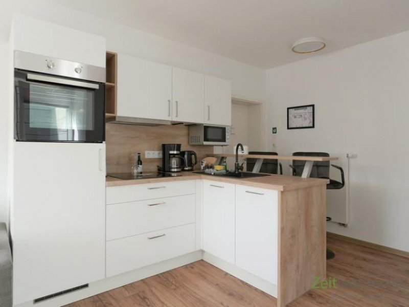 Eisenach (EF1316_M) Eisenach: Innenstadt, großzügige möblierte Wohnung mit Balkon, Grundreinigung und PKW-Stellplatz inkl. Wohnung