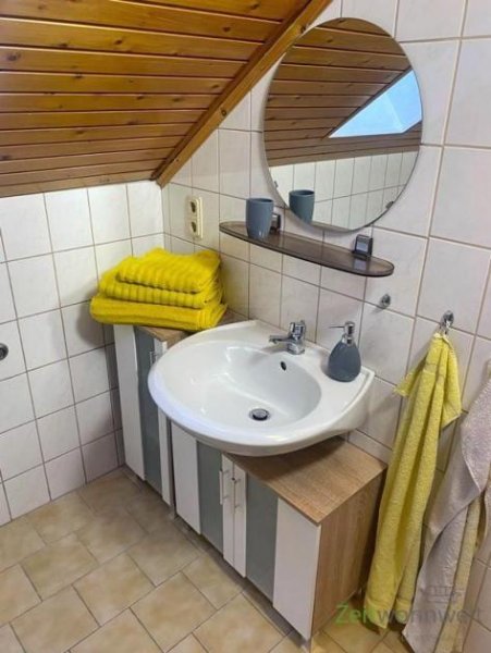 Gerstungen (EF1109_M) Eisenach: Gerstungen, preiswertes, neu möbliertes 2-Zimmer-Apartment mit Baĺkon im OT Förtha Wohnung mieten