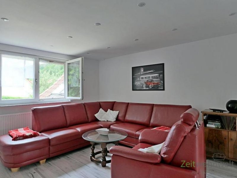 Wutha-Farnroda (EF0822_M) Eisenach: Wutha-Farnroda, moderne möblierte Wohnung über zwei Etagen, sep. Hauseingang, Terrasse, WLAN Wohnung