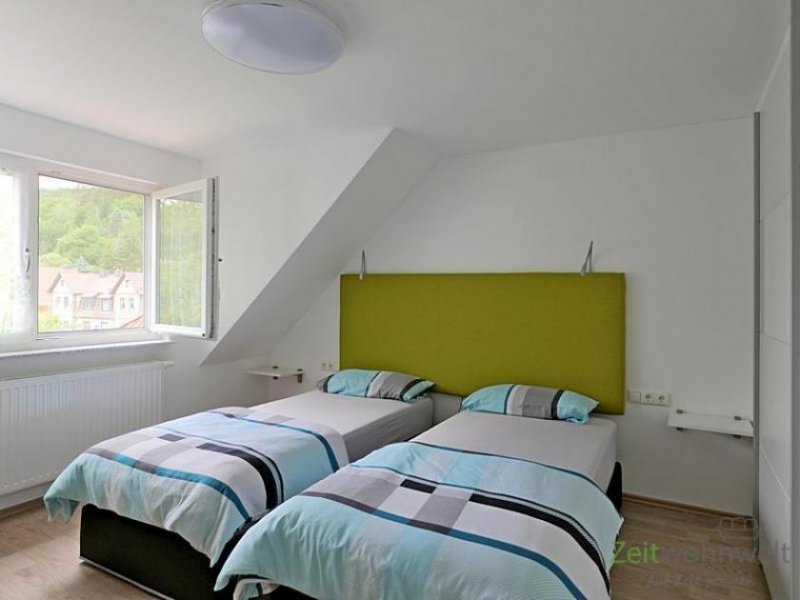 Wutha-Farnroda (EF0822_M) Eisenach: Wutha-Farnroda, moderne möblierte Wohnung über zwei Etagen, sep. Hauseingang, Terrasse, WLAN Wohnung