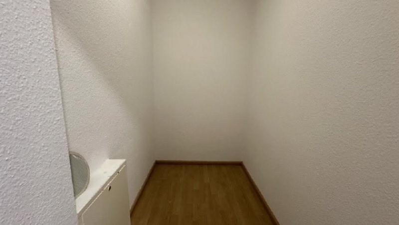 Gotha 1-Zi.-Appartement mit Einbauküche in beliebter Wohnlage Wohnung mieten