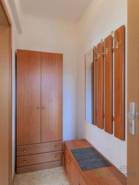 Gotha (EF0681_M) Gotha: Gotha, kleines möbliertes 1-Zimmer-Apartment mit PKW-Stellplatz, für Wochenendheimfahrer Wohnung mieten