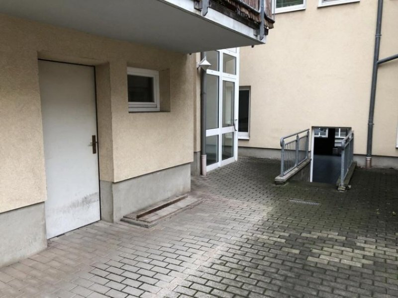 Gotha Geräumiges Ladengeschäft in der Querstrasse von Gotha Gewerbe mieten