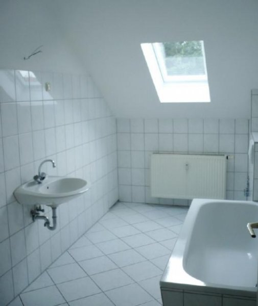 Gotha Oben wohnen. Zentral leben. Dachgeschosswohnung in Gotha. Wohnung mieten