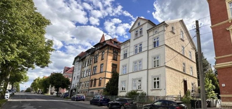 Gotha Oben wohnen. Zentral leben. Dachgeschosswohnung in Gotha. Wohnung mieten