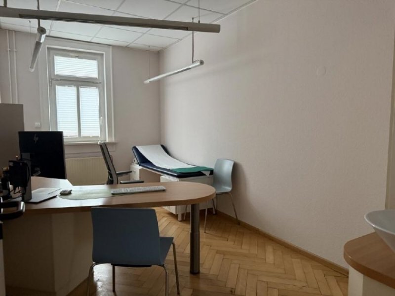 Ohrdruf Attraktive Praxisetage in Ohrdruf Gewerbe mieten