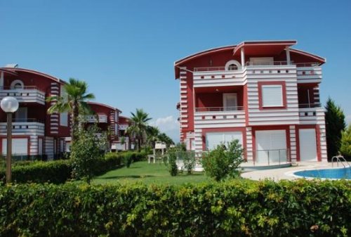 Antalya Immobilien Ferienvilla mit Blick auf die Golfplätze zu vermieten Haus 