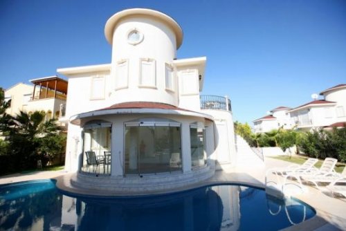 Belek, Antalya Immobilien Private Villa mit Ausblick ins Luxus-Golfplatz Haus 