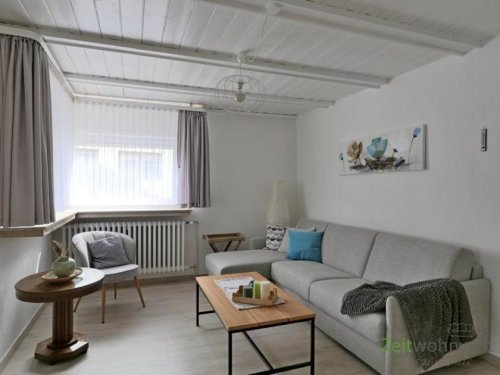 Kassel Haus (EF1017_M) Kassel-Stadt: Nord-Holland, kleines, möbliertes Wohnhaus mit Terrasse und Grundstück, Grundreinigung inkl. Haus 