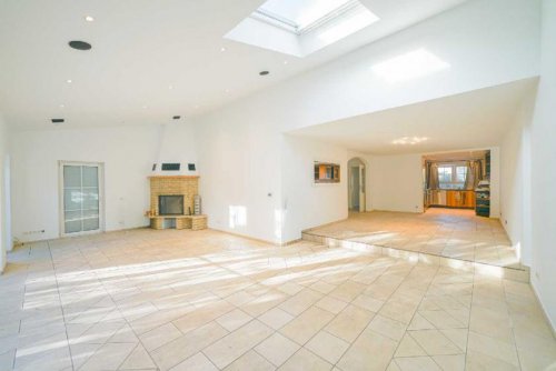 Ratingen Immobilien Freistehendes Einfamilienhaus mit Garten und Sonnenbalkon Haus 