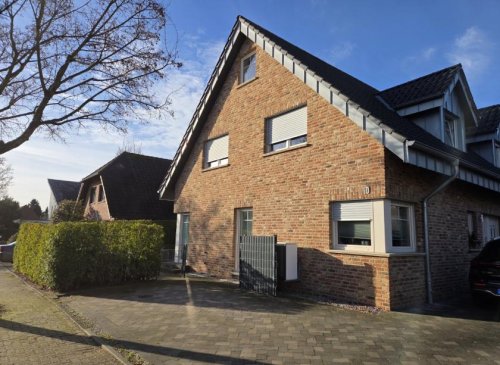 Kleve (Kreis Kleve) Häuser Moderne Haushälfte mit Keller und Wärmepumpe in Kleve-Reichswalde Haus 