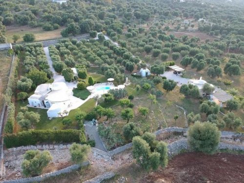 Stuttgart Häuser Ferienhaus - Italien-Apulien-Ostuni... wunderschöne Ferienhäuser auf einer Olivenplantage Haus 