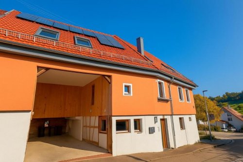 Heimsheim Provisionsfreie Immobilien Farm & Barn Heimsheim - Black Forest Gate - Bauernhaus mit ausgebauter Scheune Haus 