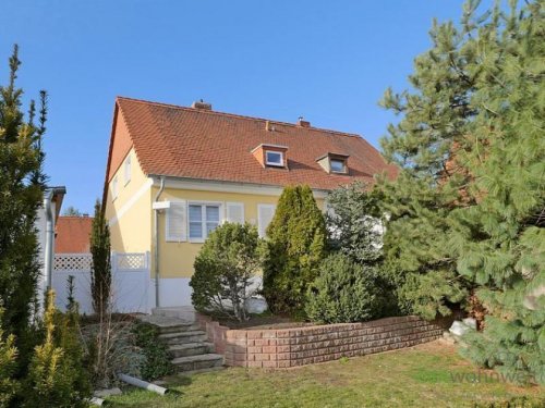 Apolda Immobilie kostenlos inserieren (EF0619_M) Weimar: Apolda, Bezug nach Totalsanierung in ein kleines möbliertes Wohnhaus mit Garten und Terrasse Haus 