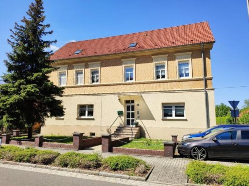Klettwitz Voll vermietetes Mehrfamilienhaus mit 4 Wohnungen in Klettwitz zu verkaufen Haus kaufen