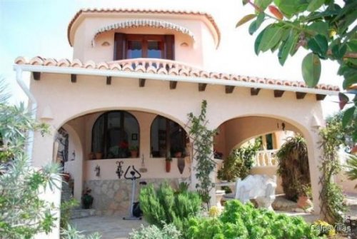 Benissa Immobilien Gepflegte Villa in Benissa mit sehr schönem Garten und Pool Haus kaufen