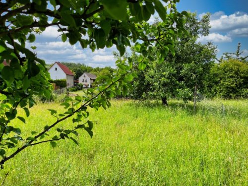Borna Immobilien Zwischen zwei Seen eingebettet - wunderschönes Grundstück Grundstück kaufen